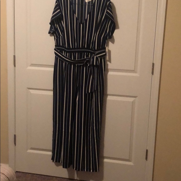 Dolman Sleeve Tie Waist Jumpsuit - Picture 2 of 4